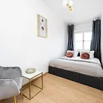 Gallery 7 - Apartment 7